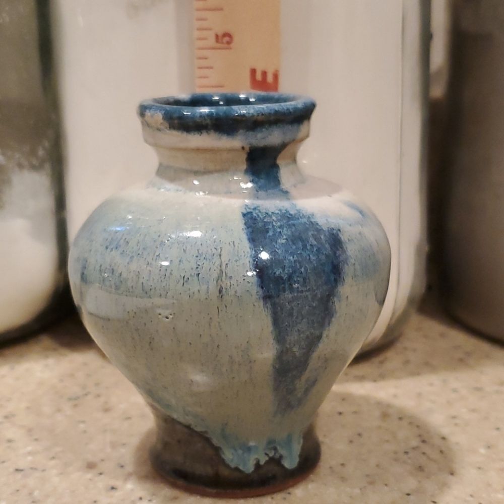 Vase Ceramic Small - Picture 6 of 6